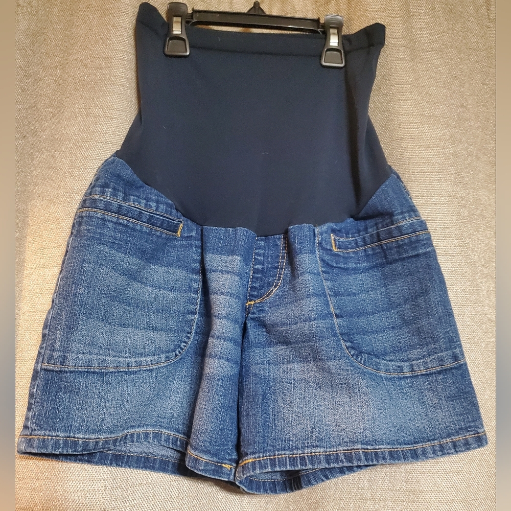Oh Baby by Motherhood Jean Shorts Denim Blue with pockets Stretch Belly Size S